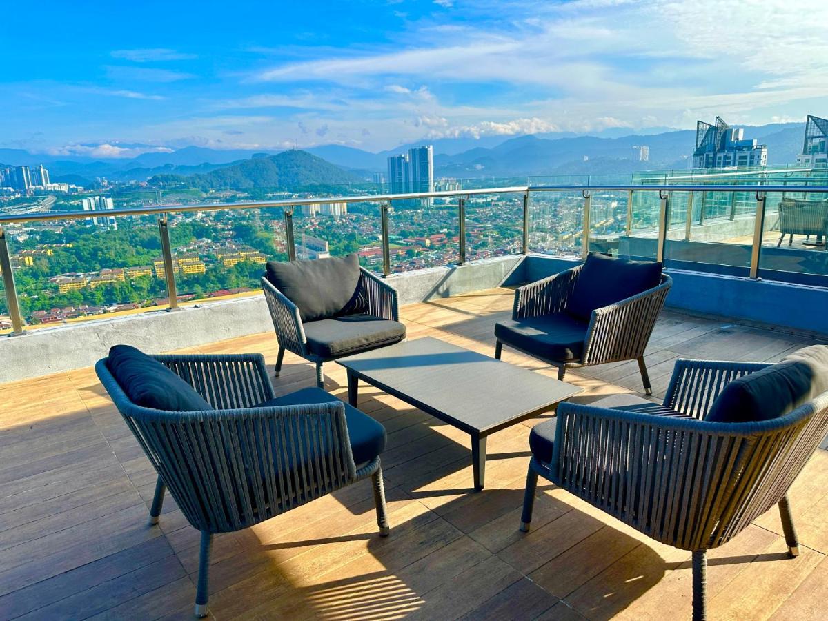 Couple Suite At Neu Suites Near Gleneagles Kuala Lumpur Extérieur photo
